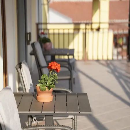 Euphemia 2 Apartment